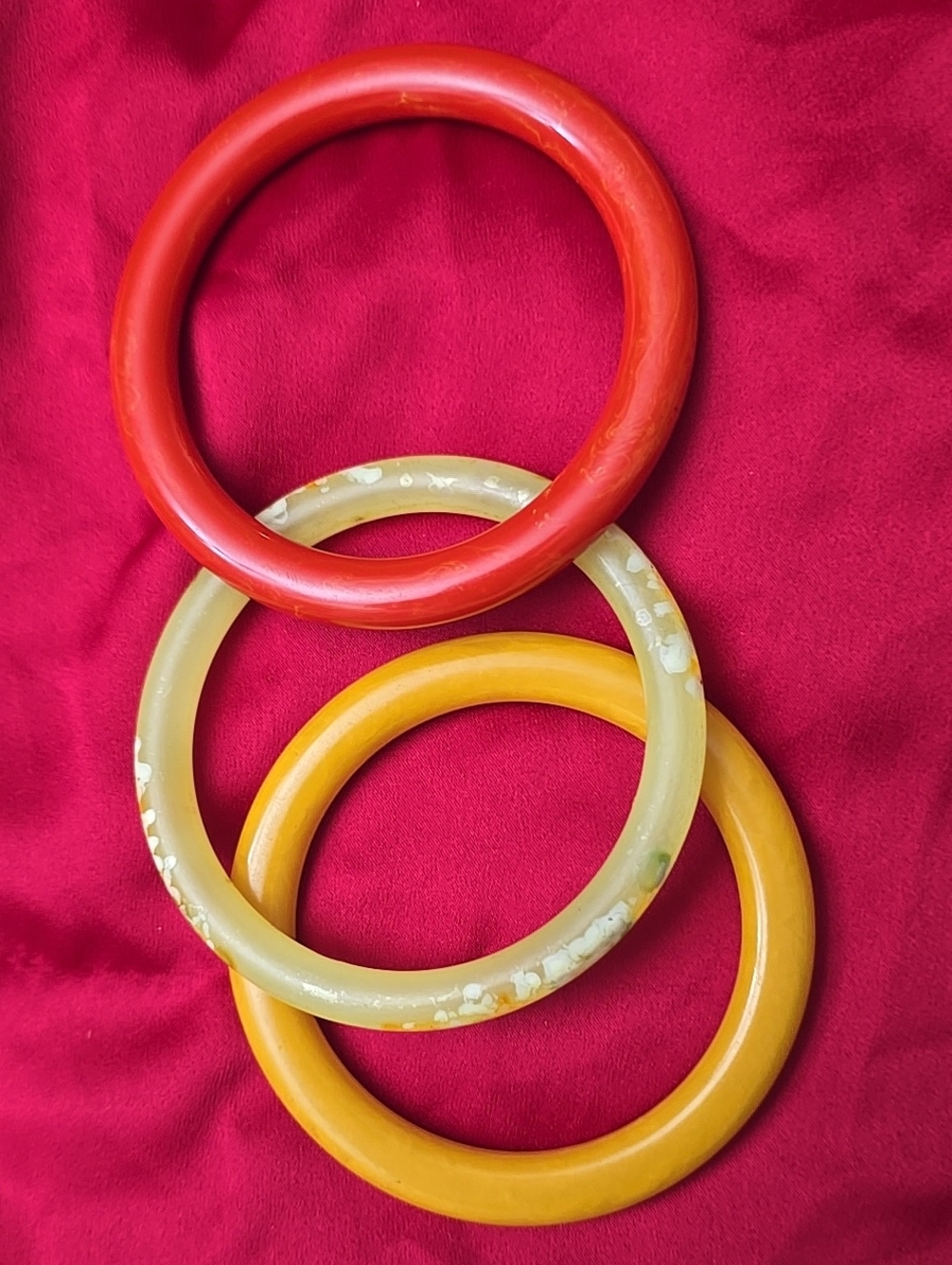 Vintage Set of Three Stackable Plastic Bangles